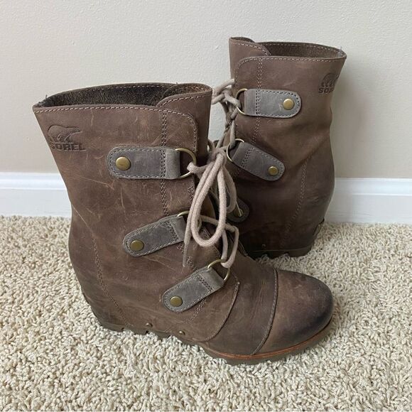 Sorel Joan of Arctic Mid Lace Up Wedge Dark Fog Kettle Grey Brown Tan 7 - Picture 1 of 6